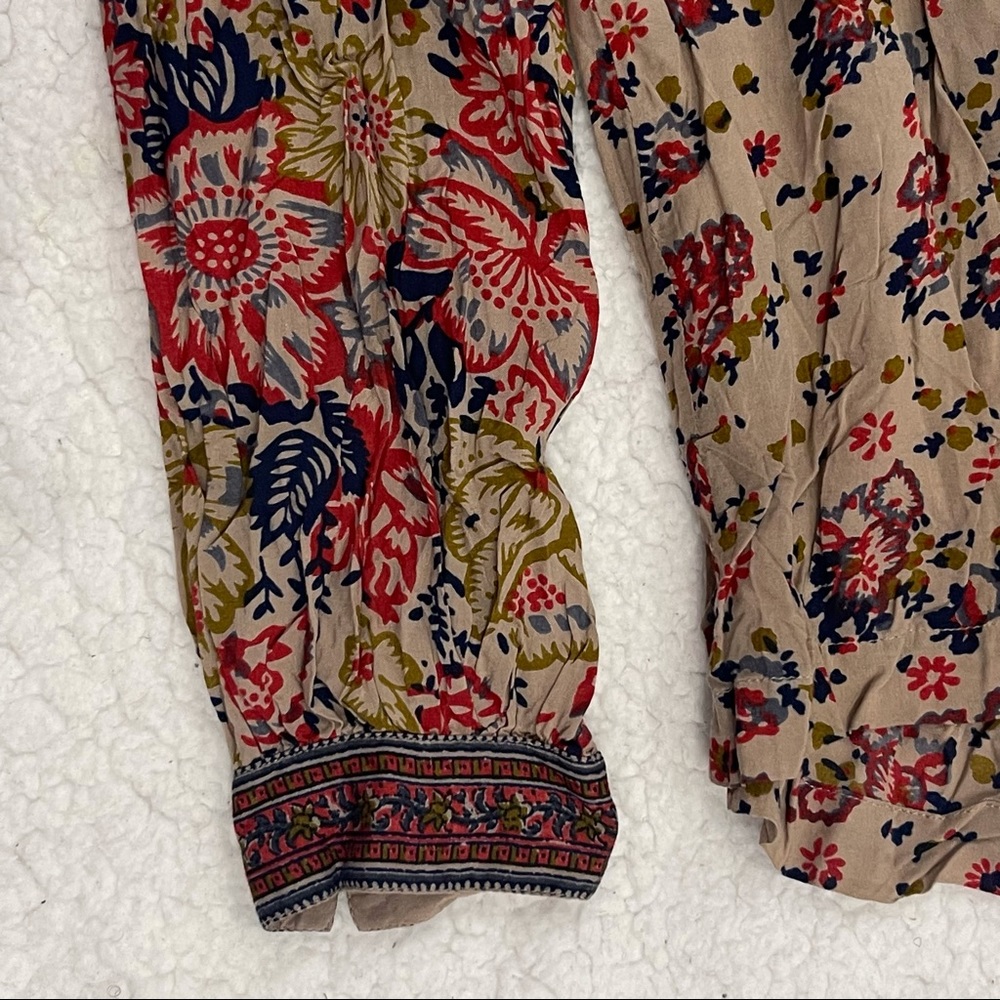 Lucky Brand Floral Print Western Boho Prairie Button up Blouse Size Small - Picture 3 of 7